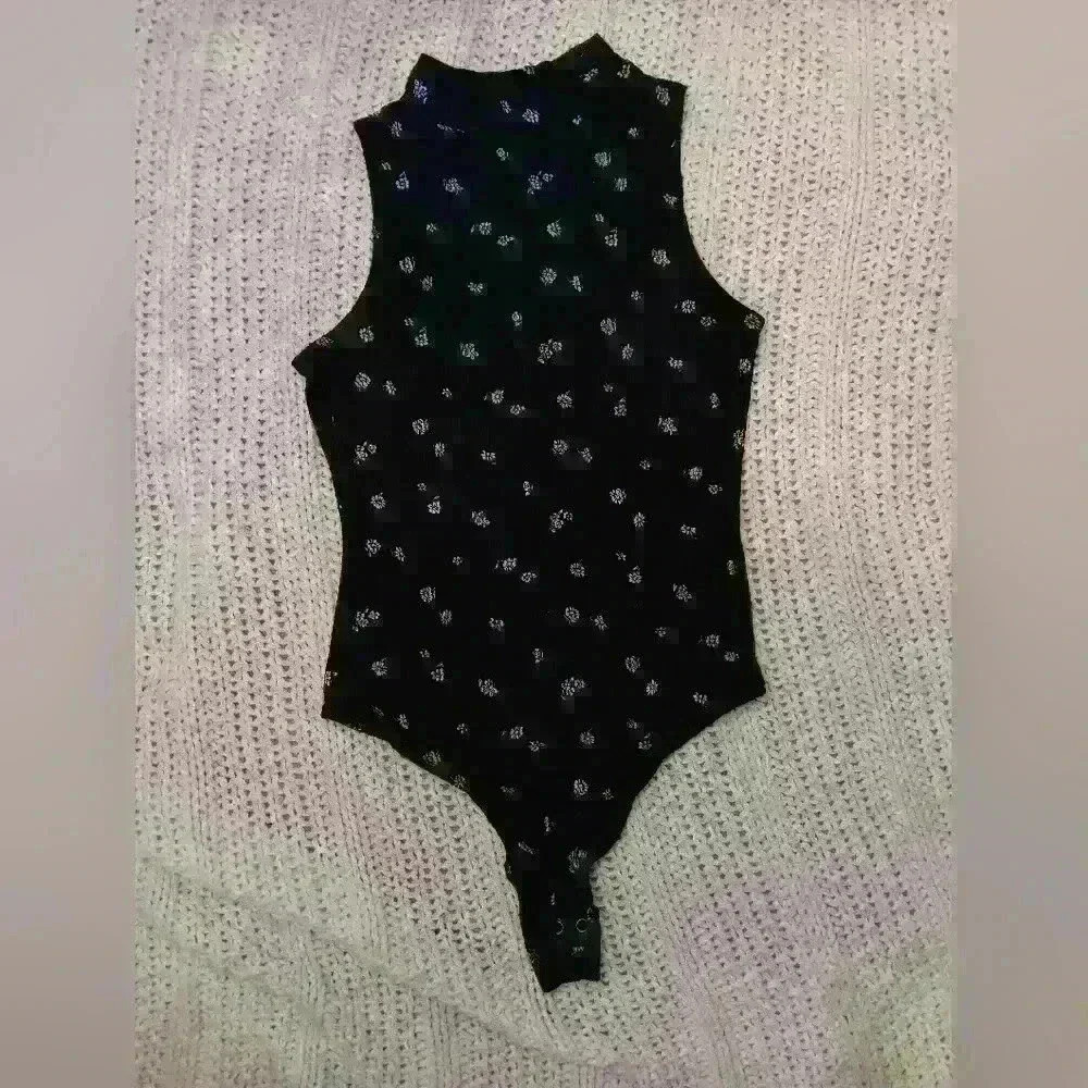 Hollister womens bodysuit